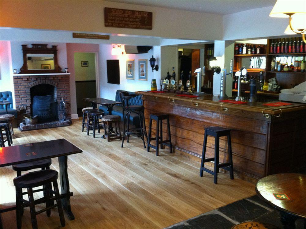 The Black Bull Inn Escrick ภายนอก รูปภาพ