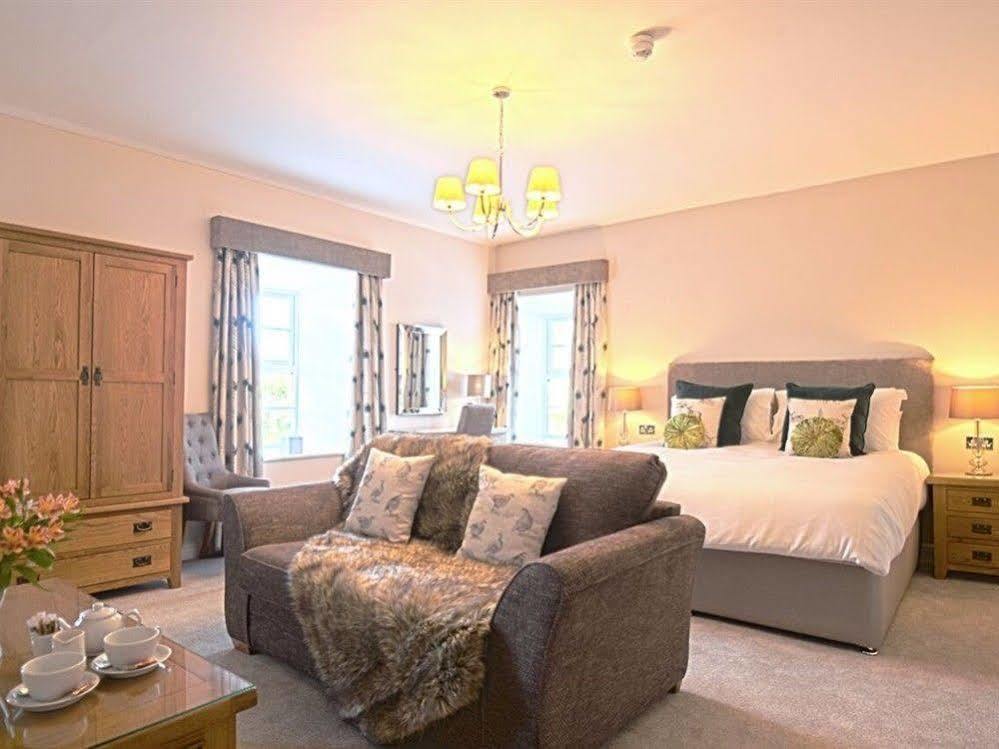 The Black Bull Inn Escrick ภายนอก รูปภาพ