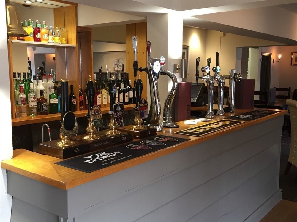 The Black Bull Inn Escrick ภายนอก รูปภาพ