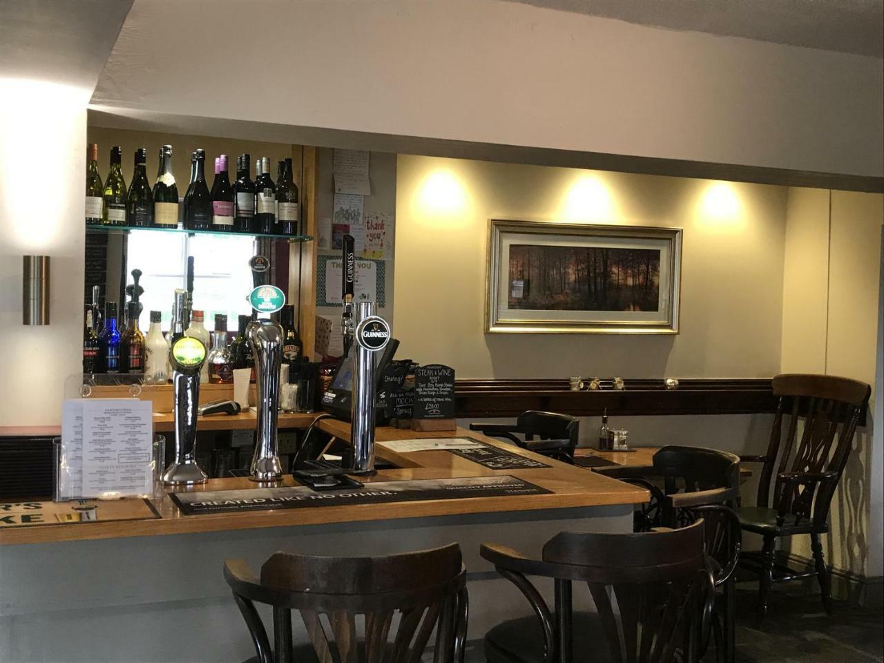 The Black Bull Inn Escrick ภายนอก รูปภาพ