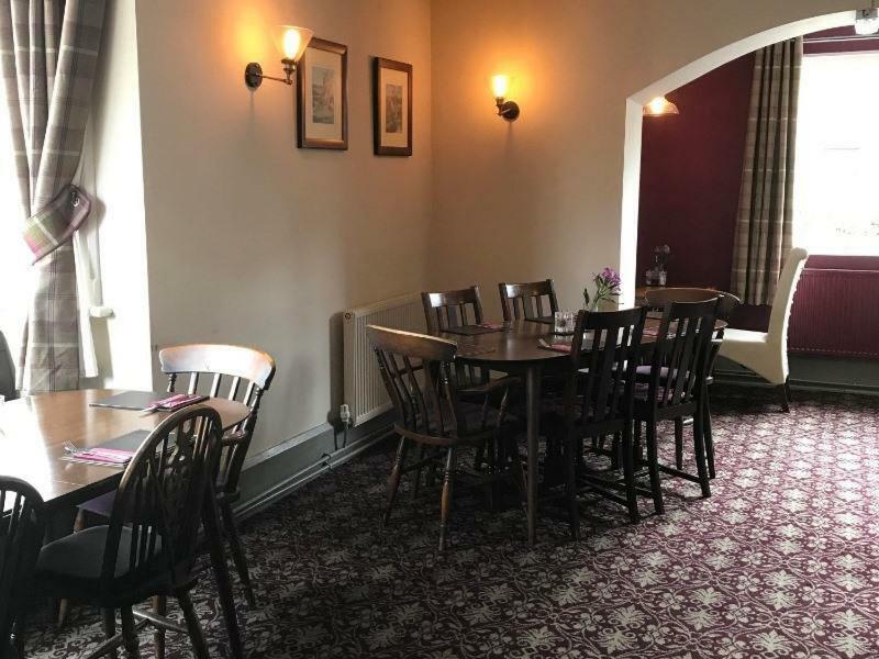 The Black Bull Inn Escrick ภายนอก รูปภาพ